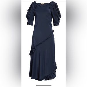 STEALL!! Burberry navy blue silk dress. Size 4. In great condition.